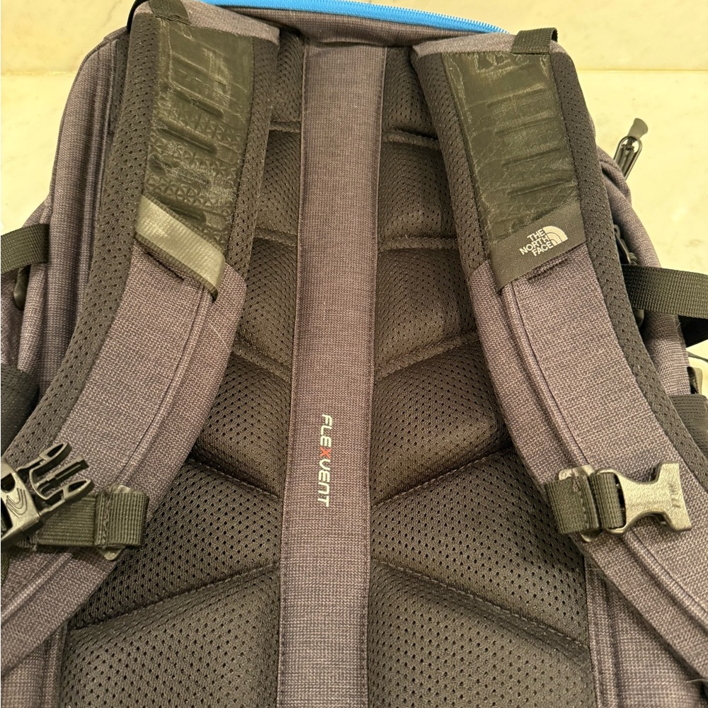 NWT The North Face Women's Backpack - Grey Black and Blue - Picture 4 of 6